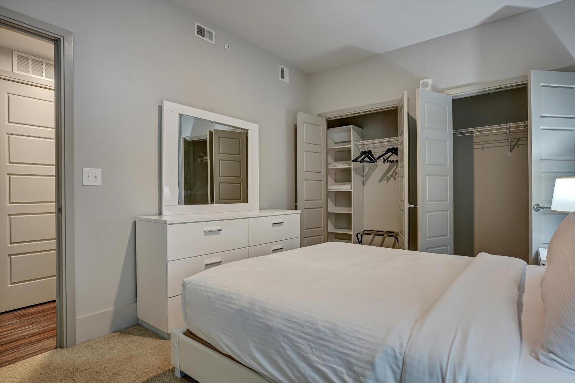 Global Luxury Suites Buckhead Атланта Экстерьер фото
